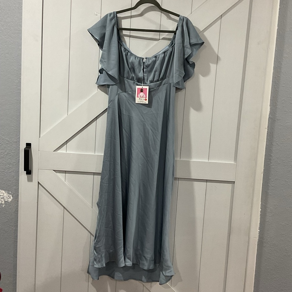 Elegant Blue Maxi Dress
